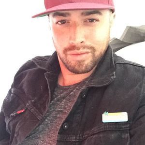 Meet your Posher, Corey